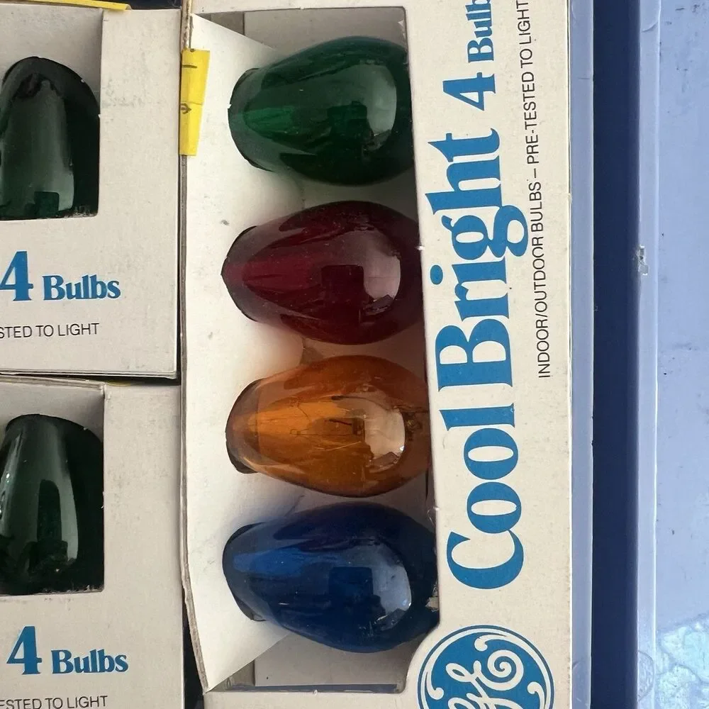 Vtg Christmas Bulbs GE Cool Bright Five 4-Pack Multicolor Candlebra Base Taiwan